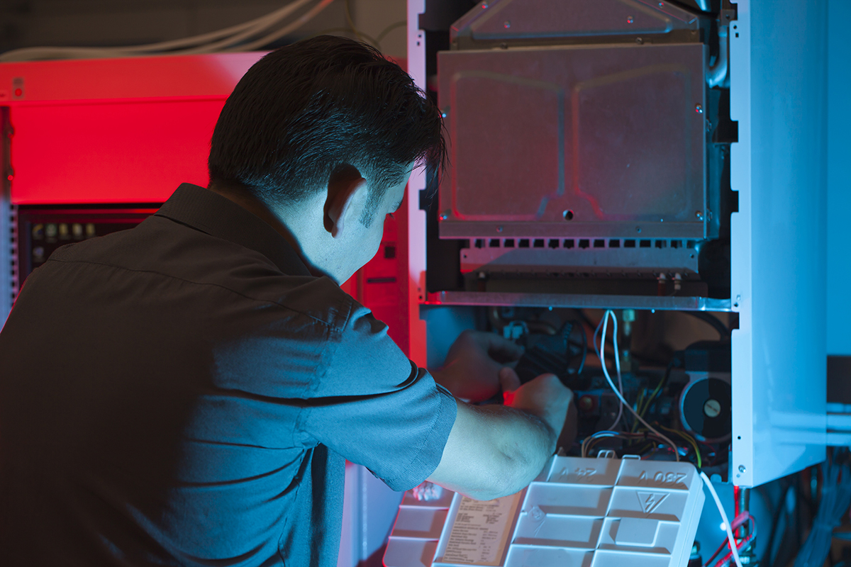 Air conditioning service and emergency repair